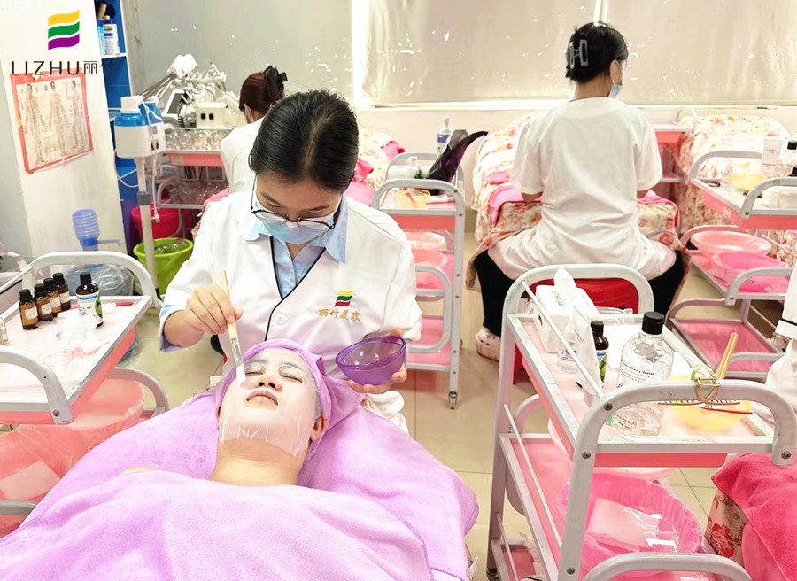 1699667114357431.jpg 1667891033548304.jpg