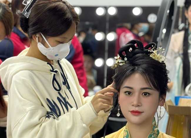 漢服造型設(shè)計，南寧培訓(xùn)漢服造型師作品