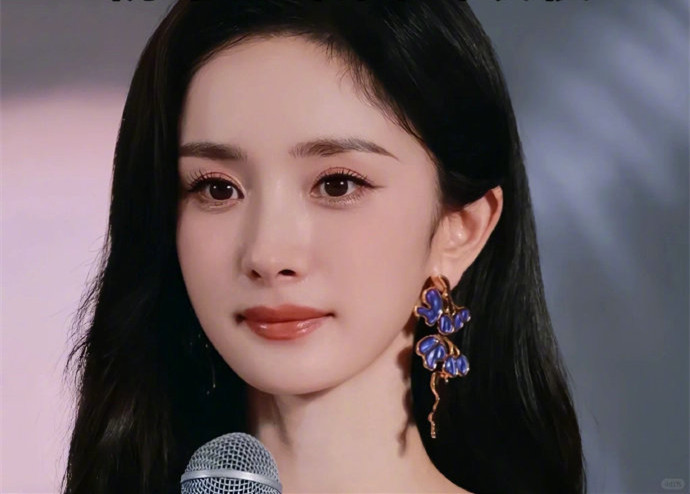 楊冪溫柔仙氣眼部妝容，南寧明星化妝學校分享