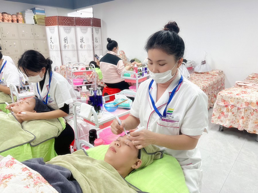 ?學美容心得體會：選擇麗竹，把握成功