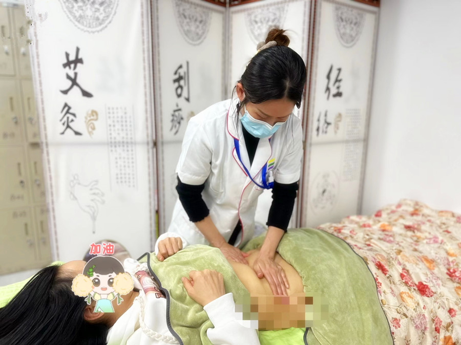 揉按腹部的好處，廣西美容美體專業(yè)學(xué)院分享