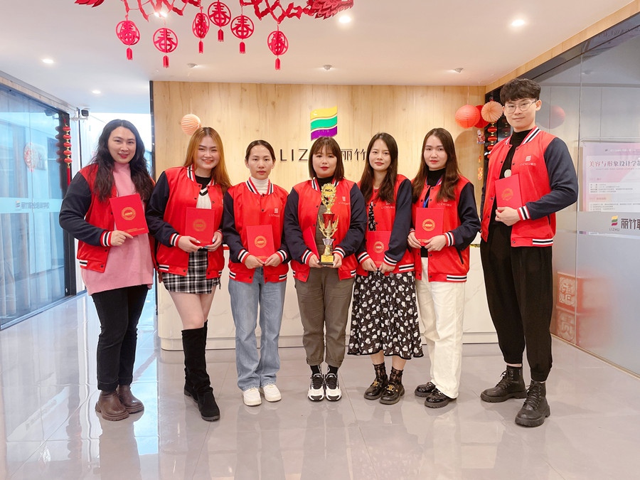 麗竹美甲代表團(tuán)亞洲美業(yè)聯(lián)盟大賽（廣州站）斬獲佳績(jī)