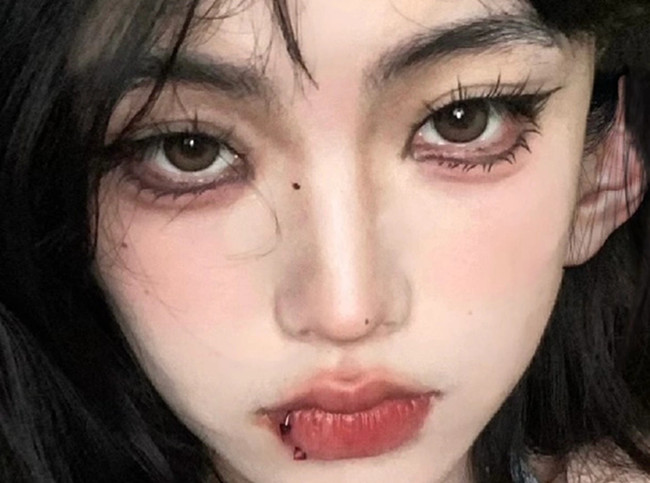 超A的亞裔混血辣妹眼妝教程，廣西網(wǎng)紅造型培訓(xùn)