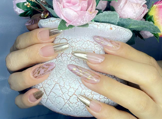 國風(fēng)金竹美甲 ，南寧美甲師職校分享教程