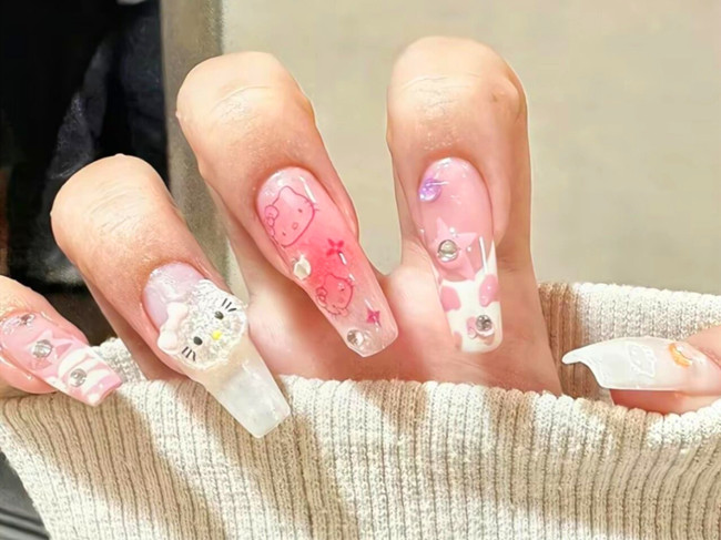 凱蒂貓美甲，南寧美甲款式造型學校分享