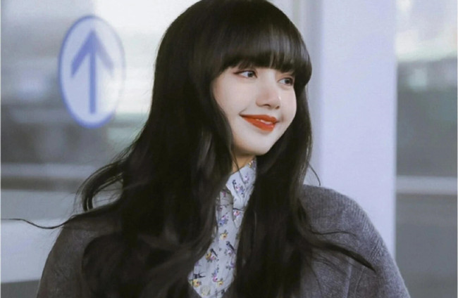 圓臉避雷的妝容誤區(qū)，南寧化妝彩妝學(xué)習(xí)