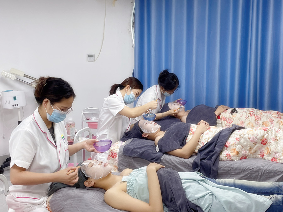 常見的美容護(hù)膚雷區(qū)，南寧美容護(hù)膚專業(yè)學(xué)校講解