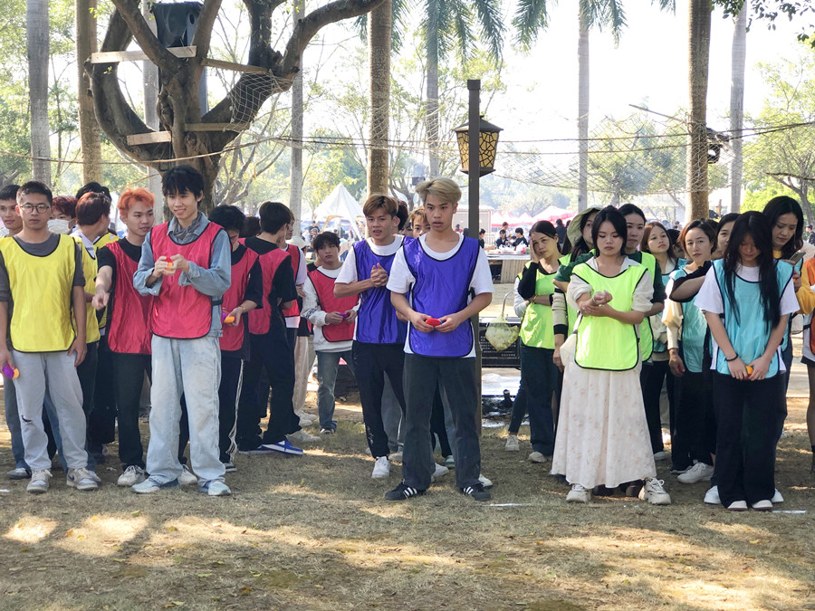 南寧美容美發(fā)學(xué)校冬令營(yíng) | 南寧化妝美甲學(xué)校研學(xué)游