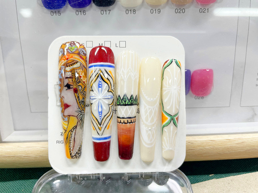 波西米亞美甲，南寧美甲進(jìn)修學(xué)院學(xué)員作品