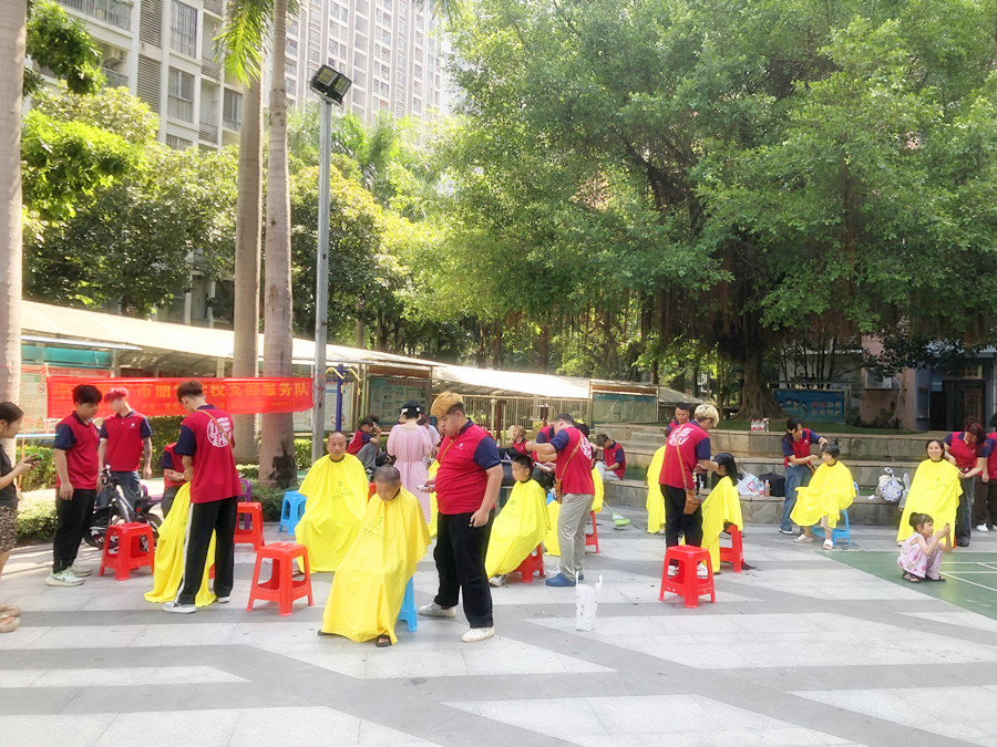 記錄南寧美發(fā)外出教學(xué)，告訴你南寧美發(fā)去哪學(xué)？