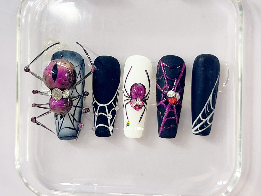 立體蜘蛛辣妹美甲，廣西美甲進修深造