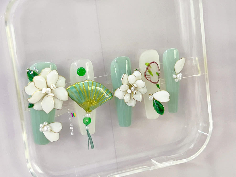 薄荷綠飾品國風美甲，南寧美甲學徒必學款