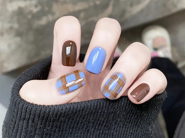 清新藍格紋美甲，南寧美甲訓練