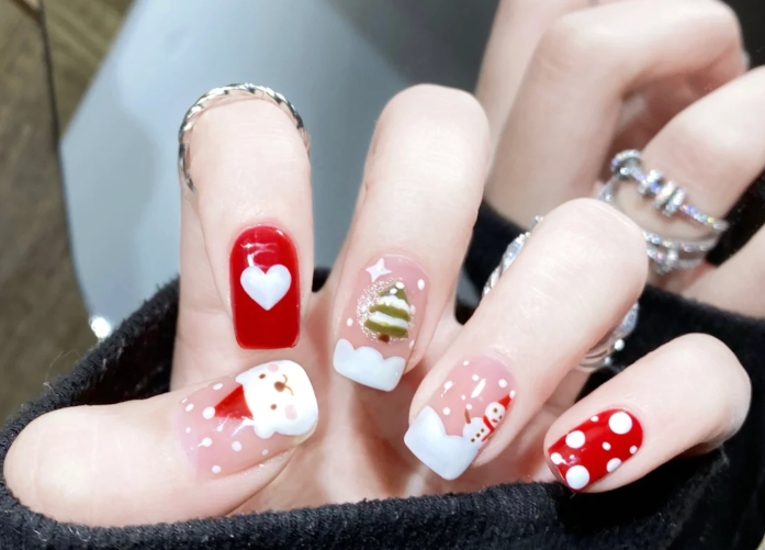 圣誕小熊美甲，南寧美甲設計學校分享教程