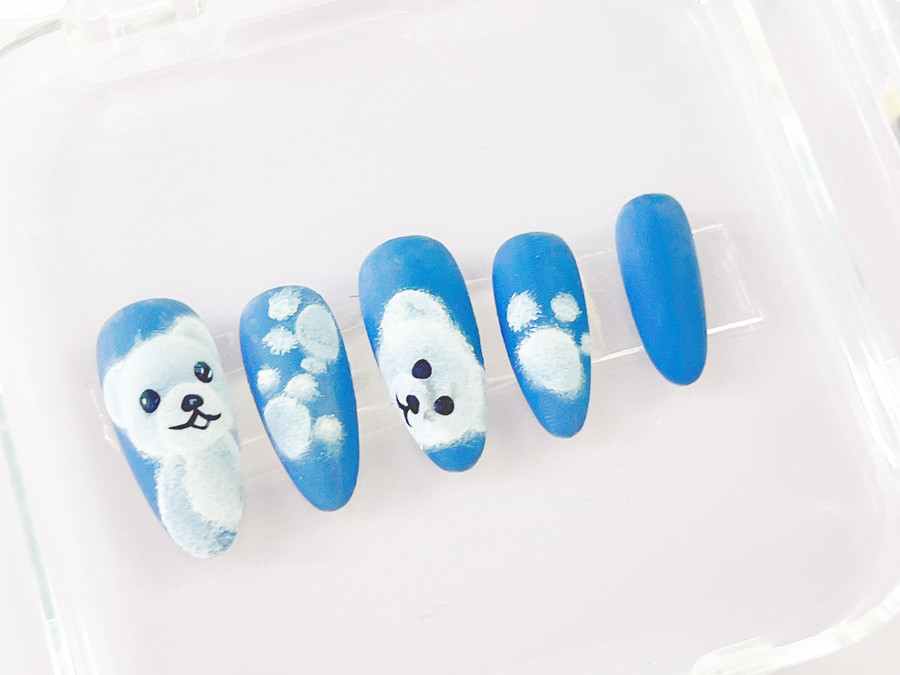 毛絨搓搓熊卡通美甲，南寧美甲進修深造作品